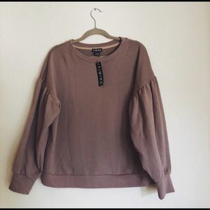 CLAD AND CLOTH SWEATSHIRT